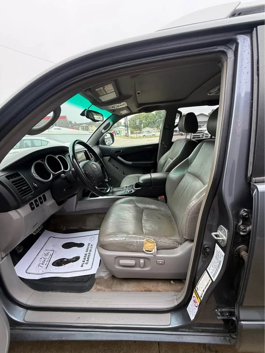 2004 Toyota 4Runner 4th Gen - Image 8 of 16