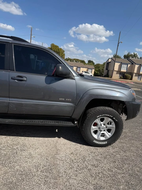 2004 Toyota 4Runner 4th Gen - Image 5 of 12