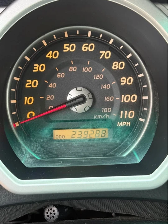 2004 Toyota 4Runner 4th Gen - Image 10 of 16