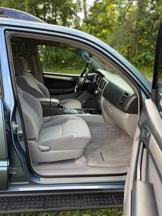 2004 Toyota 4Runner 4th Gen - Image 9 of 18
