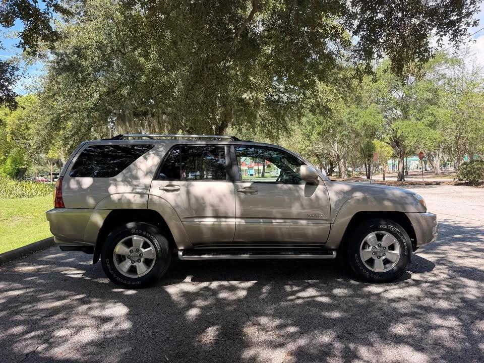 2004 Toyota 4Runner 4th Gen - Image 3 of 19