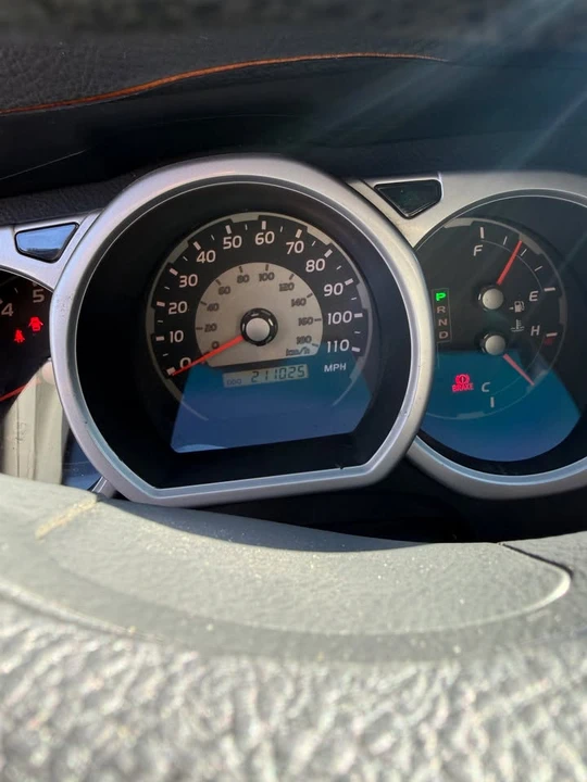 2004 Toyota 4Runner 4th Gen - Image 7 of 13