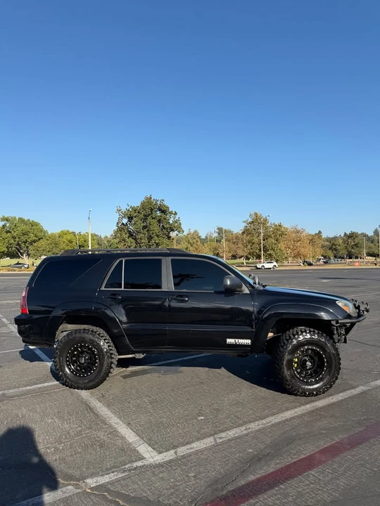 2004 Toyota 4Runner 4th Gen - Image 3 of 13