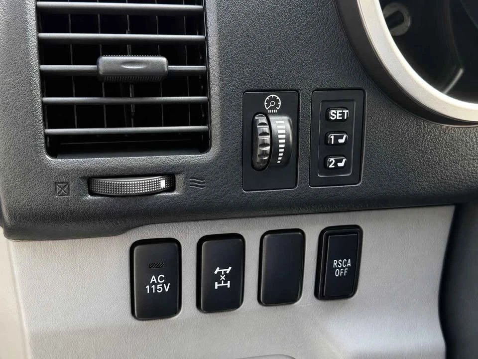 2004 Toyota 4Runner 4th Gen - Image 10 of 16