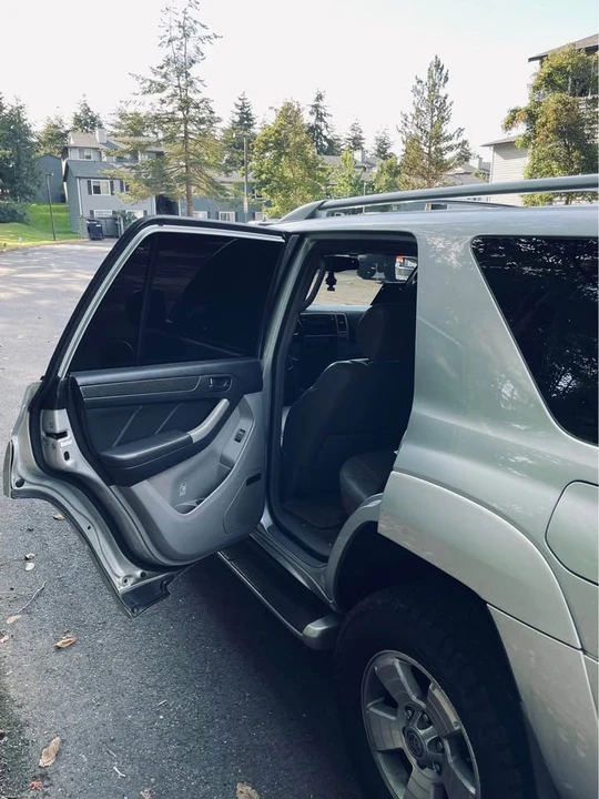 2004 Toyota 4Runner 4th Gen - Image 6 of 11