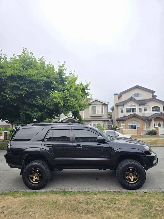 2004 Toyota 4Runner 4th Gen - Image 3 of 18