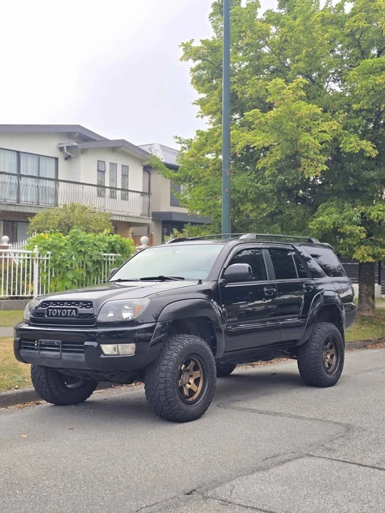 2004 Toyota 4Runner 4th Gen - Image 2 of 18
