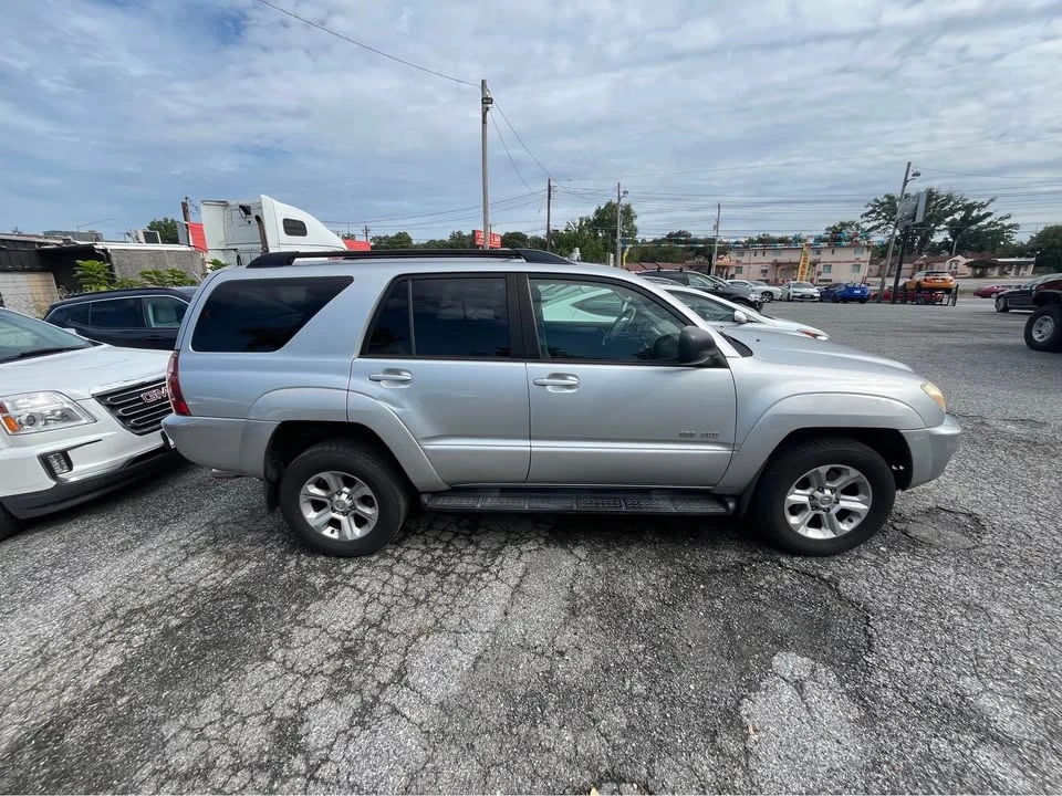 2004 Toyota 4Runner 4th Gen - Image 2 of 9