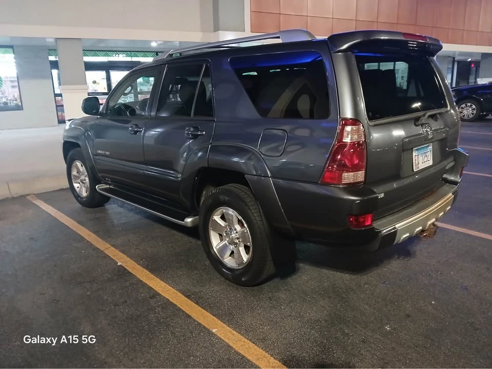 2004 Toyota 4Runner 4th Gen - Image 2 of 8