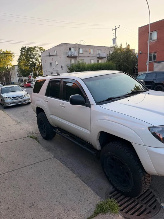 2004 Toyota 4Runner 4th Gen - Image 3 of 8
