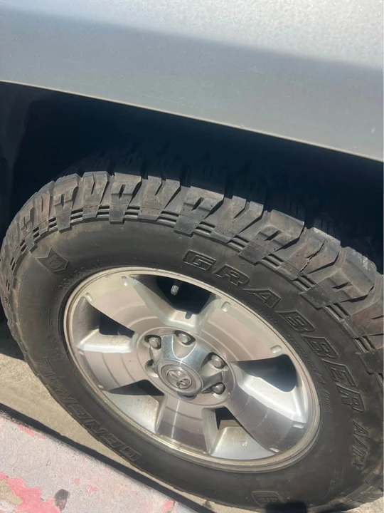 2004 Toyota 4Runner 4th Gen - Image 3 of 15