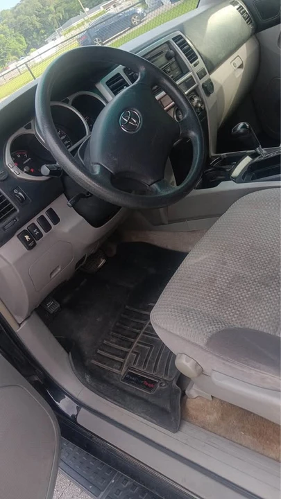 2004 Toyota 4Runner 4th Gen - Image 6 of 11