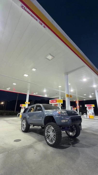 2004 Toyota 4Runner 4th Gen - Image 3 of 7