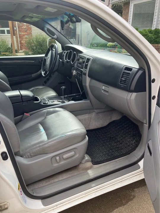 2004 Toyota 4Runner 4th Gen - Image 7 of 12