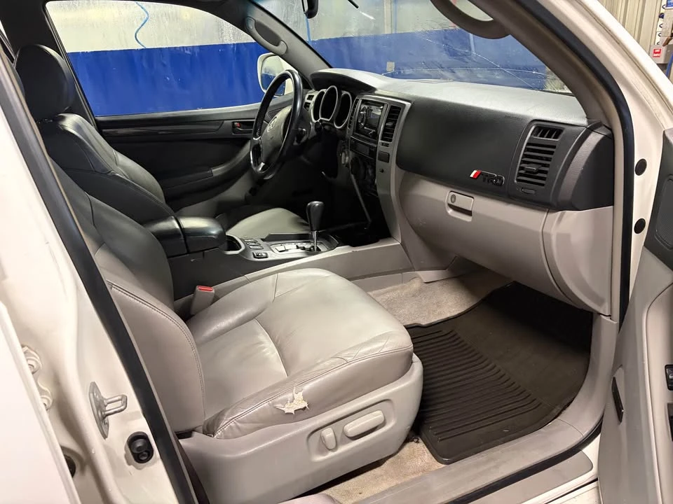 2004 Toyota 4Runner 4th Gen - Image 5 of 7
