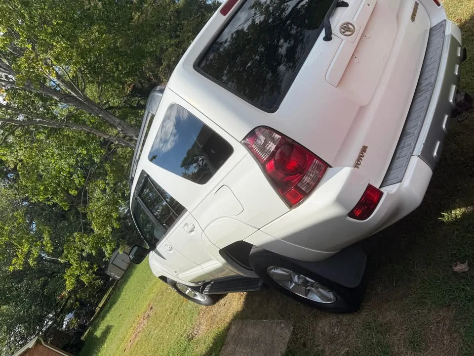 2004 Toyota 4Runner 4th Gen - Image 2 of 17
