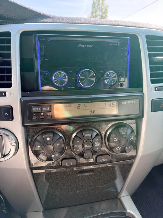 2004 Toyota 4Runner 4th Gen - Image 8 of 10