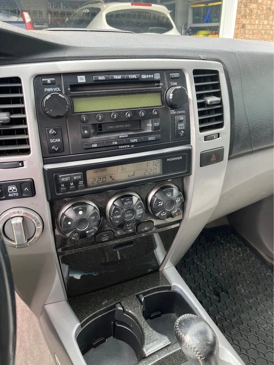 2004 Toyota 4Runner 4th Gen - Image 5 of 12