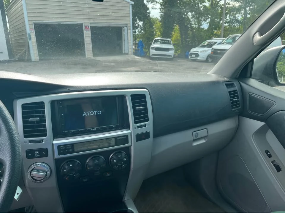 2004 Toyota 4Runner 4th Gen - Image 7 of 9