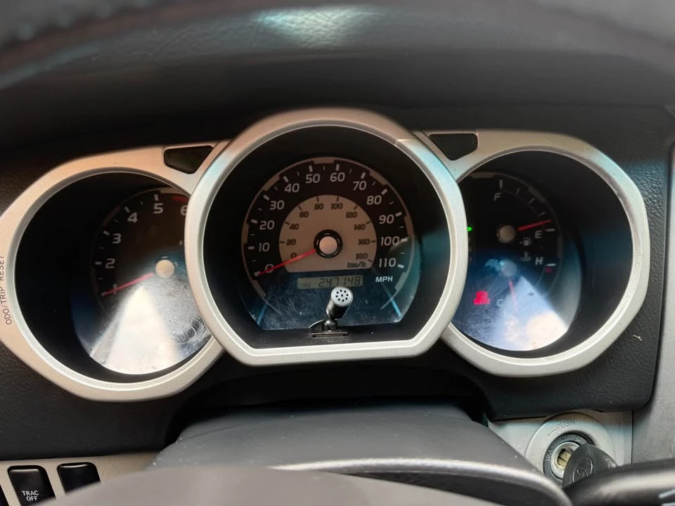 2004 Toyota 4Runner 4th Gen - Image 3 of 17