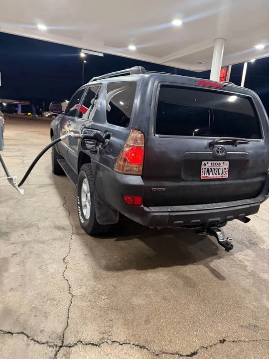 2004 Toyota 4Runner 4th Gen - Image 2 of 4
