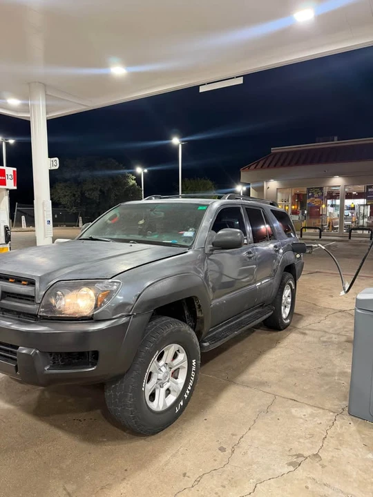 2004 Toyota 4Runner 4th Gen - Image 3 of 4