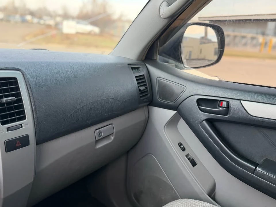 2004 Toyota 4Runner 4th Gen - Image 13 of 15