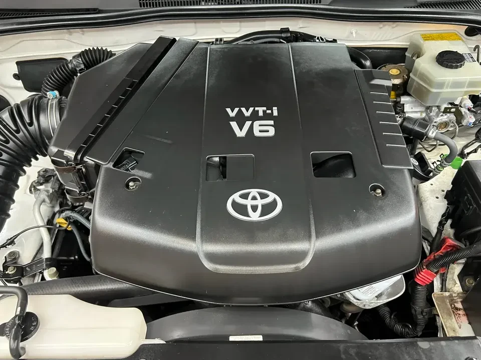 2004 Toyota 4Runner 4th Gen - Image 5 of 17