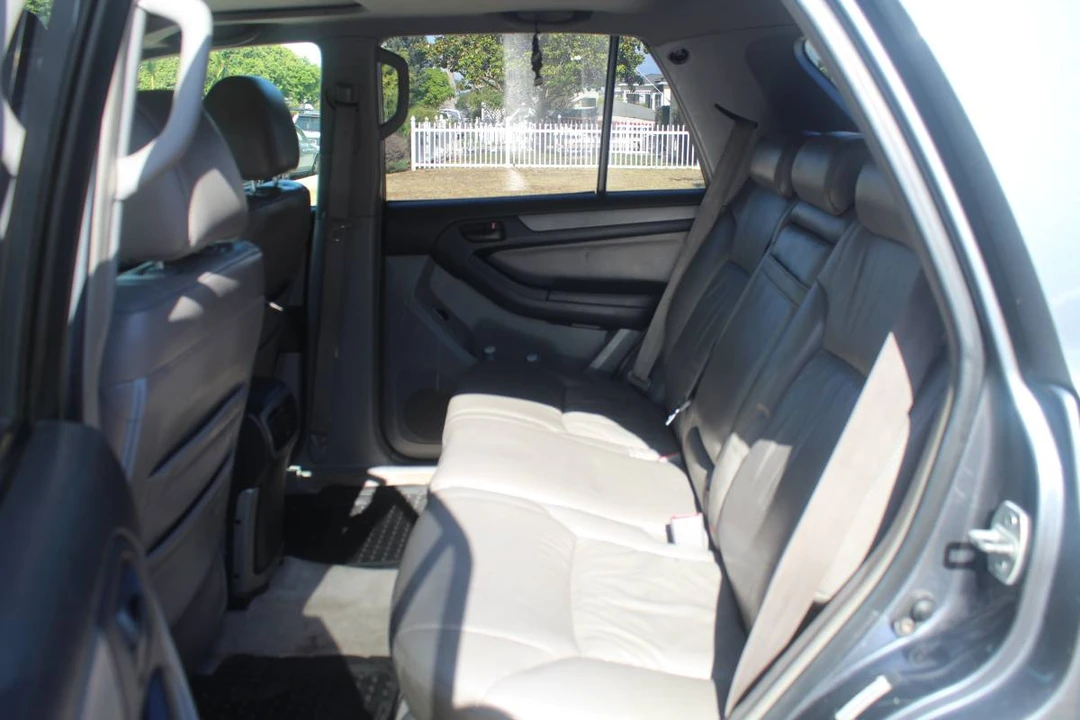 2004 Toyota 4Runner 4th Gen - Image 11 of 15