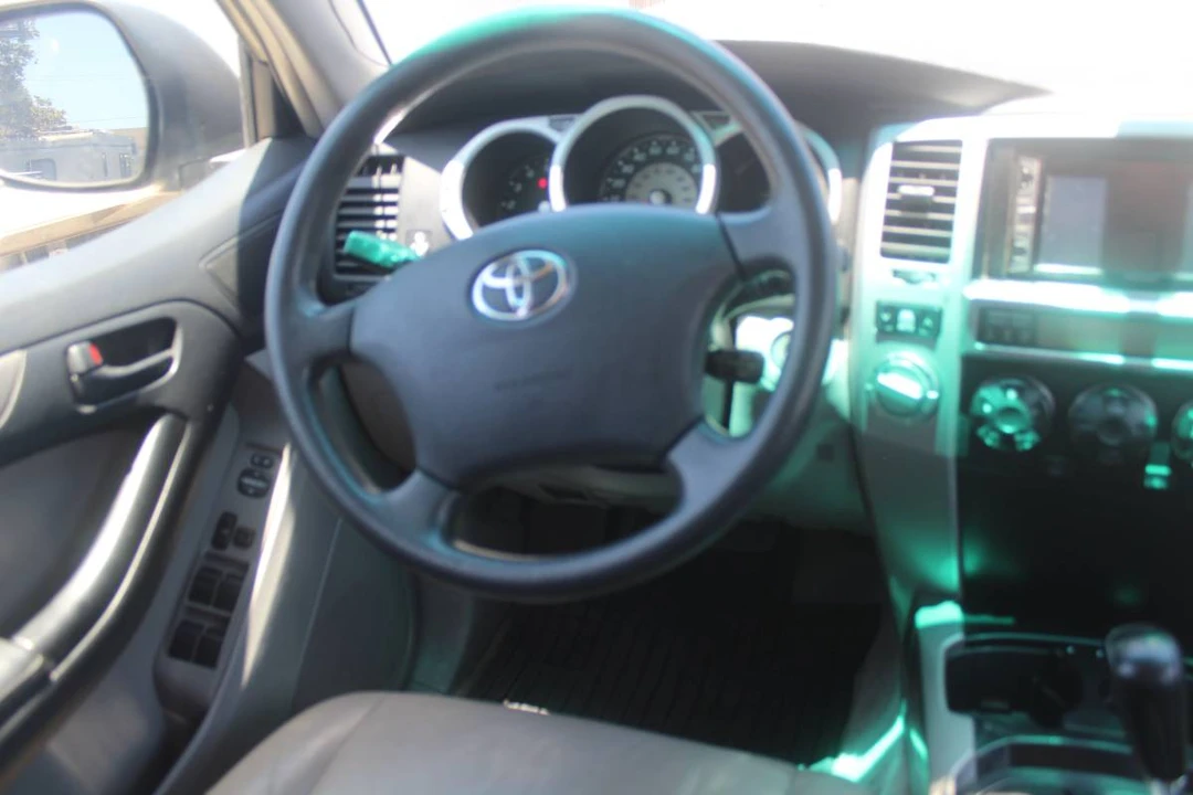 2004 Toyota 4Runner 4th Gen - Image 10 of 15
