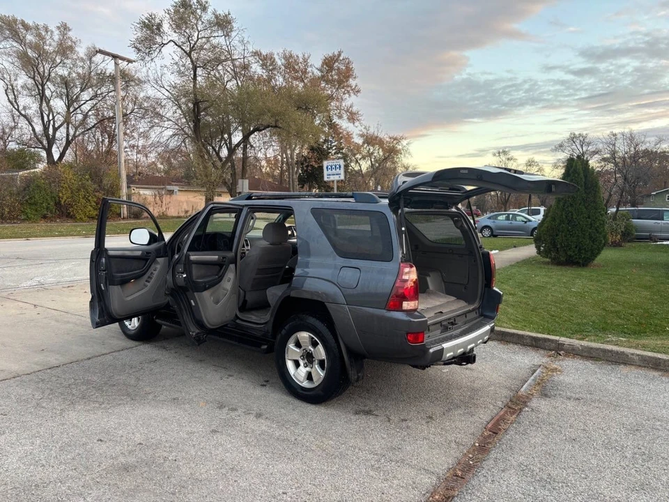 2004 Toyota 4Runner 4th Gen - Image 11 of 21