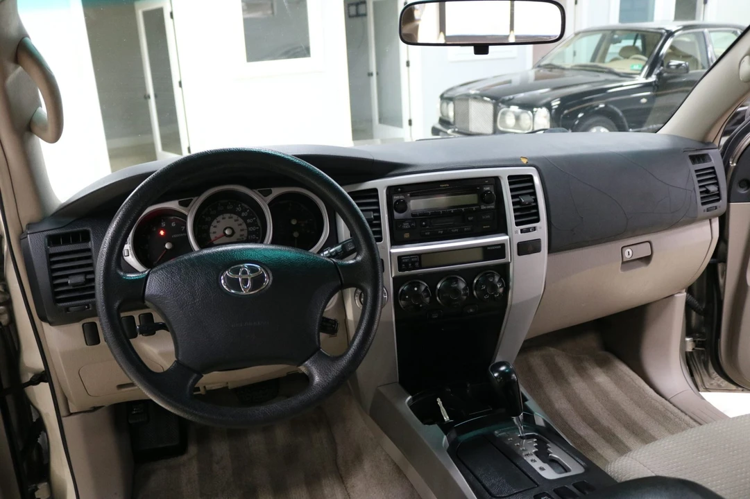 2004 Toyota 4Runner 4th Gen - Image 5 of 7