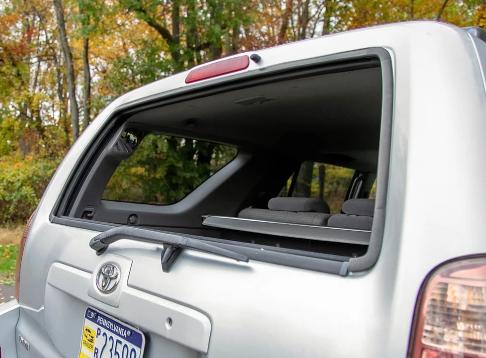 2004 Toyota 4Runner 4th Gen - Image 10 of 19