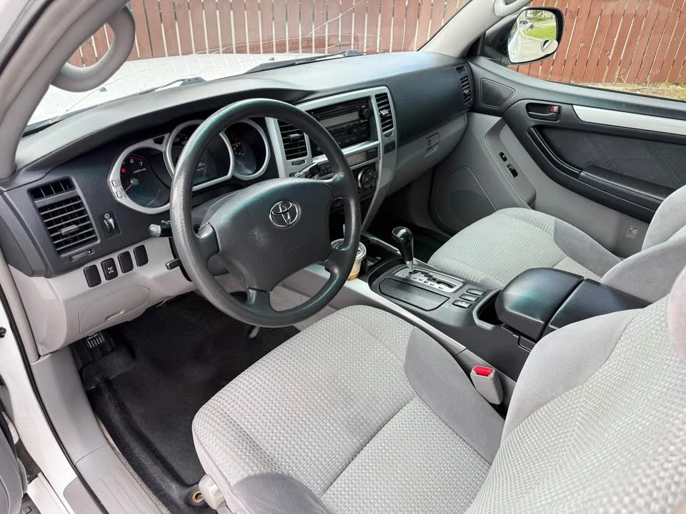 2004 Toyota 4Runner 4th Gen - Image 9 of 15