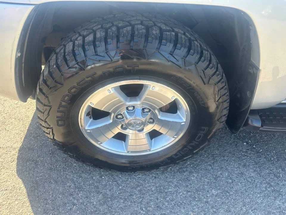 2004 Toyota 4Runner 4th Gen - Image 10 of 14