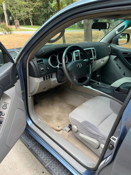 2004 Toyota 4Runner 4th Gen - Image 7 of 12