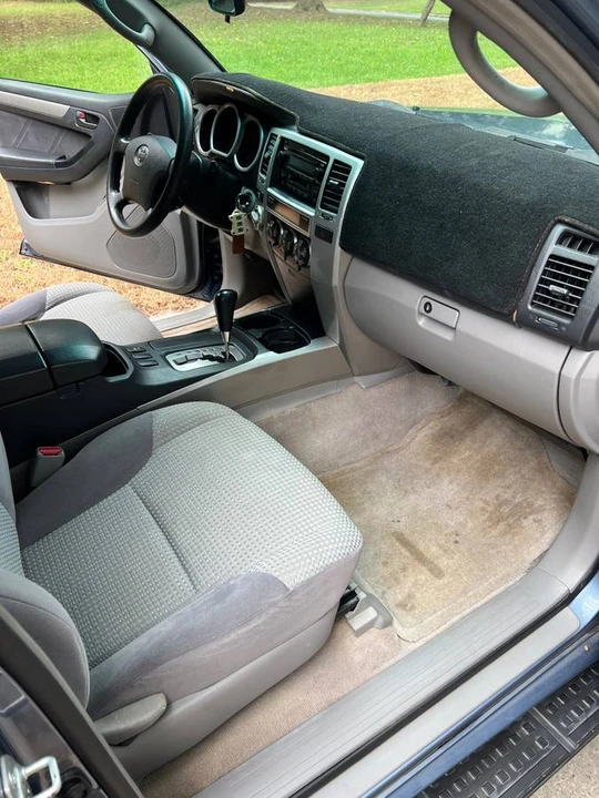 2004 Toyota 4Runner 4th Gen - Image 9 of 12