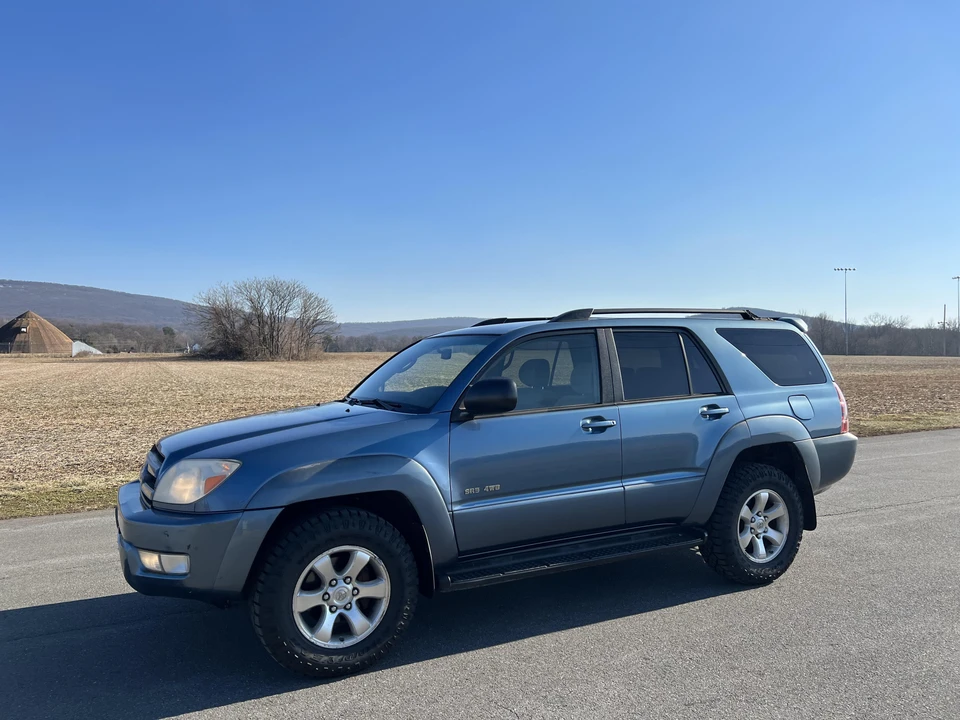 2004 Toyota 4Runner 4th Gen - Image 10 of 31