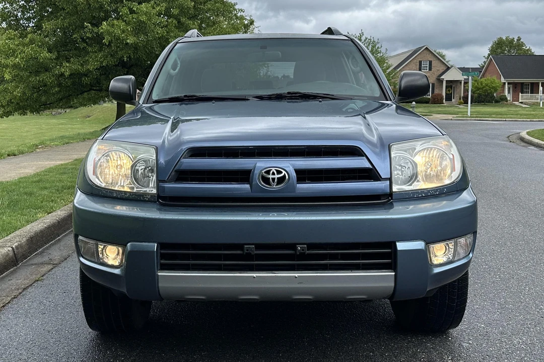 2004 Toyota 4Runner 4th Gen - Image 2 of 31
