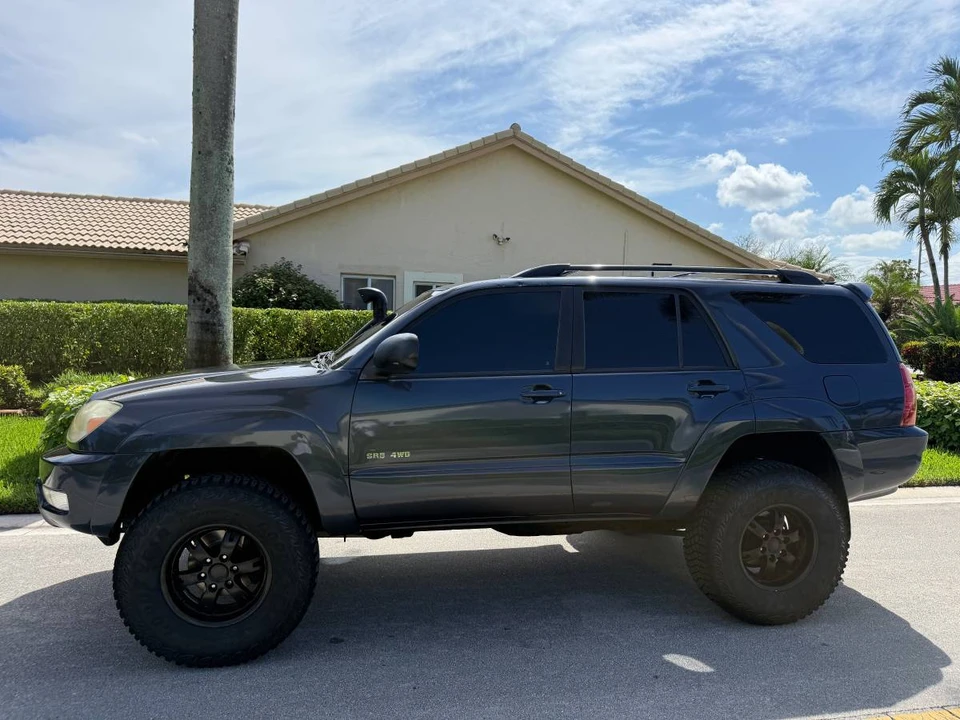 2004 Toyota 4Runner 4th Gen - Image 2 of 24