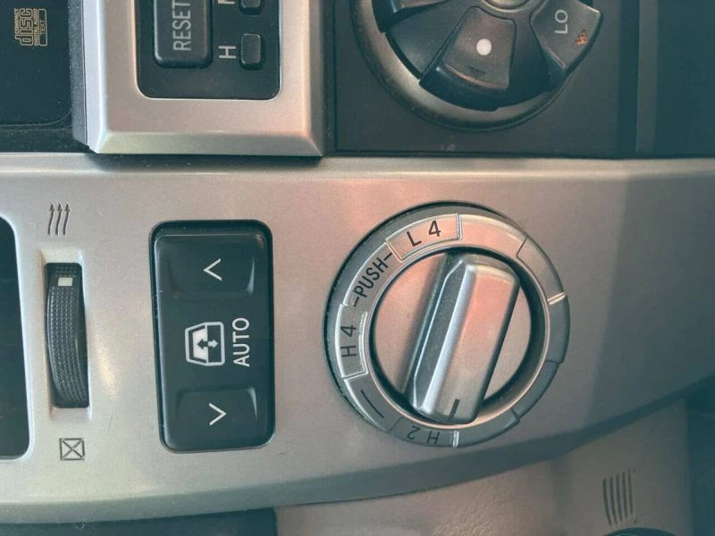 2004 Toyota 4Runner 4th Gen - Image 11 of 12