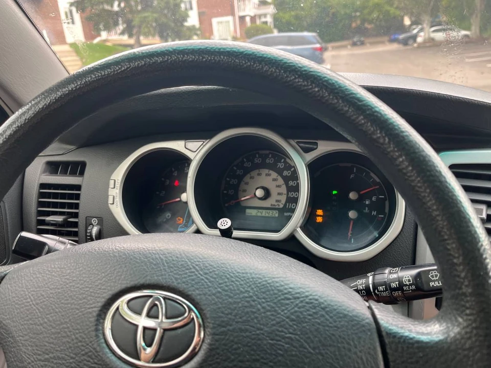 2004 Toyota 4Runner 4th Gen - Image 4 of 10
