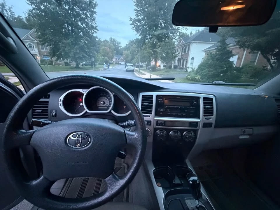 2004 Toyota 4Runner 4th Gen - Image 12 of 17