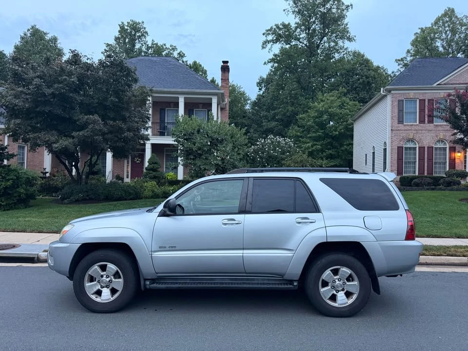 2004 Toyota 4Runner 4th Gen - Image 8 of 17