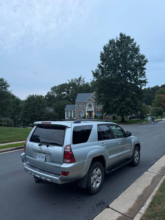 2004 Toyota 4Runner 4th Gen - Image 5 of 17