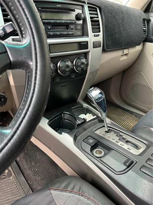 2004 Toyota 4Runner - Image 4 of 20