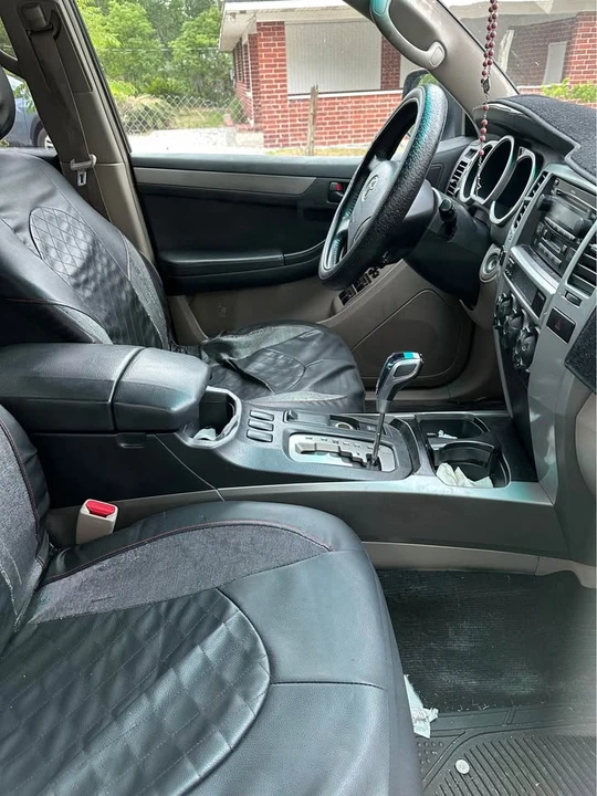 2004 Toyota 4Runner - Image 19 of 20