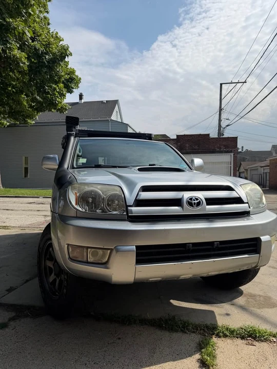 2004 Toyota 4Runner 4th Gen - Image 2 of 10