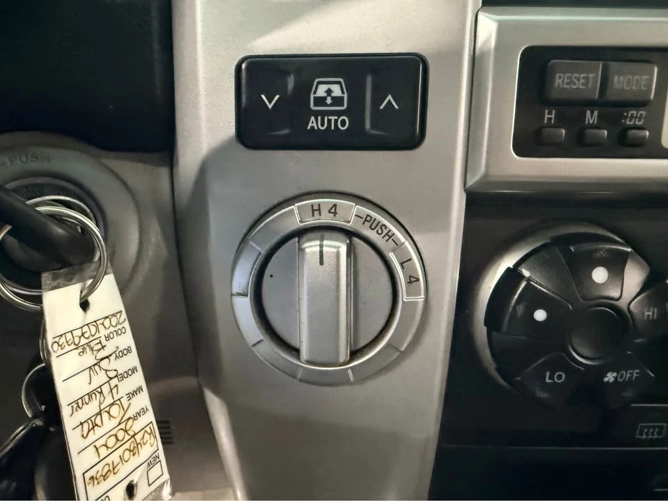 2004 Toyota 4Runner 4th Gen - Image 18 of 20