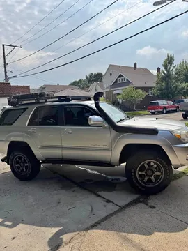 2004 Toyota 4Runner SR5 Premium Sport Utility 4D